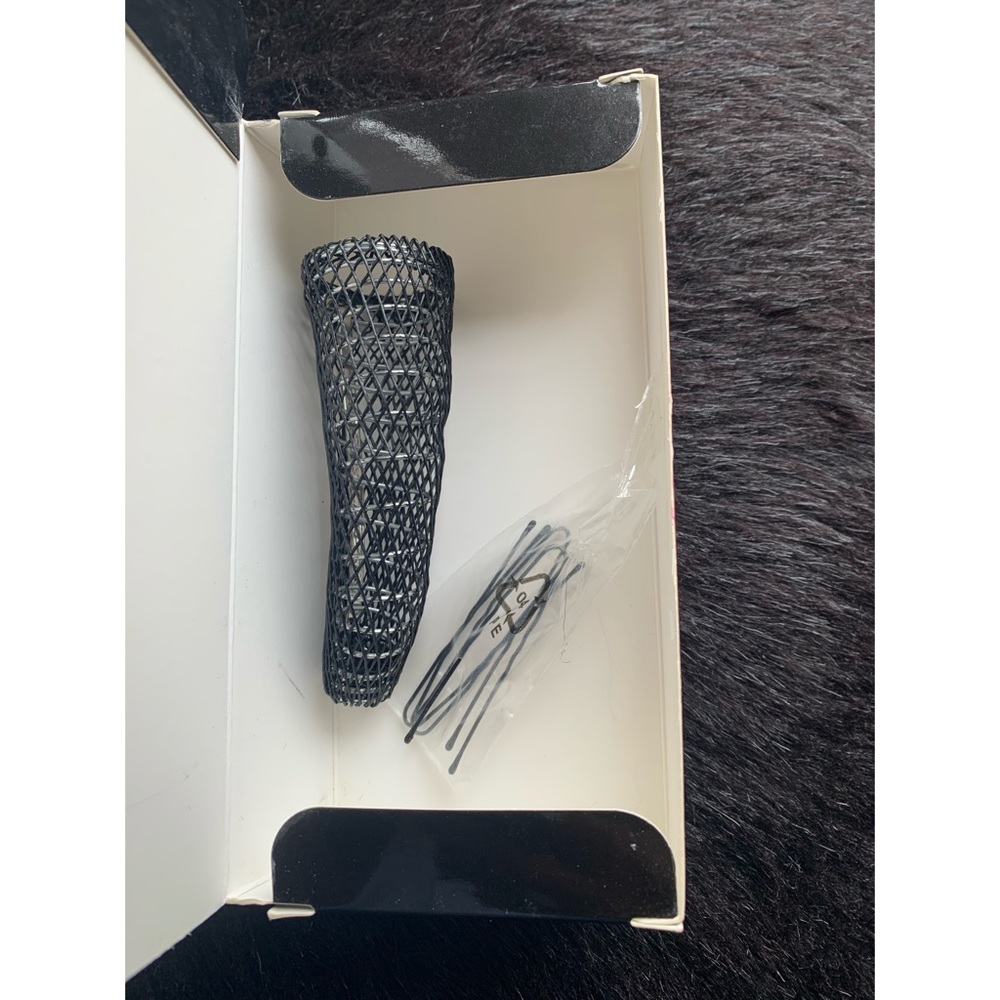 Updo clip - Picture 3 of 3